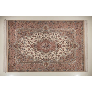 فرش دستباف کرک و ابریشم اصفهان 7 متری کد 0016