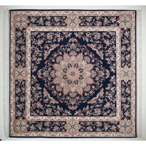 فرش دستبافت کرک ابریشم مربعی اصفهان