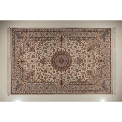 فرش دستباف کرک و ابریشم اصفهان 7 متری کد 0020